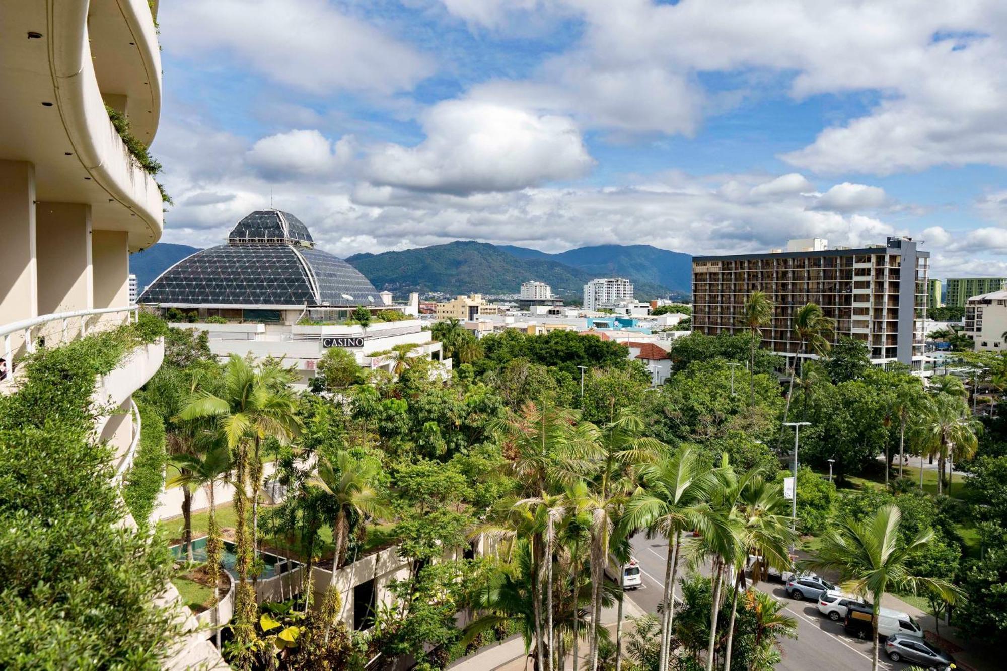 Hilton Cairns Hotel Exterior photo View of Cairns CBD from the Esplanade